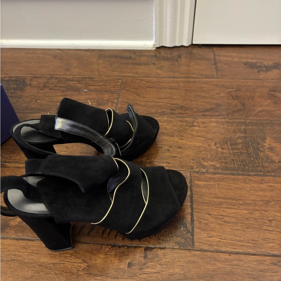 Stuart Weitzman Black Suede Heels - Picture 2 of 6